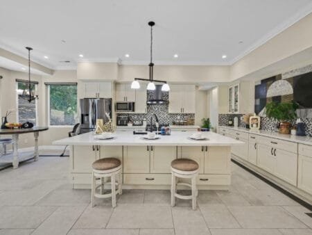 Biệt thự 8735 Wild Iris Drive Gilroy, California 95020_nhamycali.com