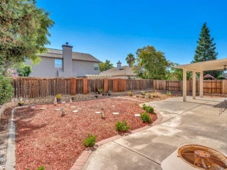 Căn hộ 9533 Lady Slipper Place, Elk Grove, California 95624_nhamycali.com