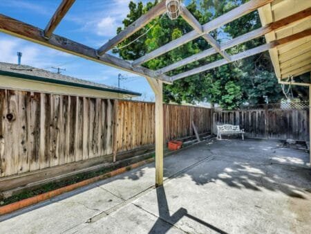 2150 Francis Avenue Santa Clar Ca 95051 27