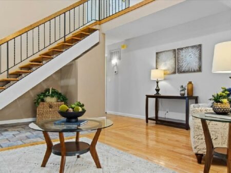 269 Dondero Way San Jose California 95119 8 1