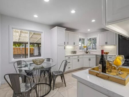 331 S Genevieve Ln San Jose CA 95128 10