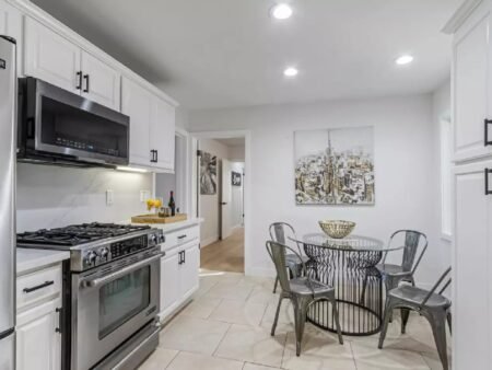 331 S Genevieve Ln San Jose CA 95128 11