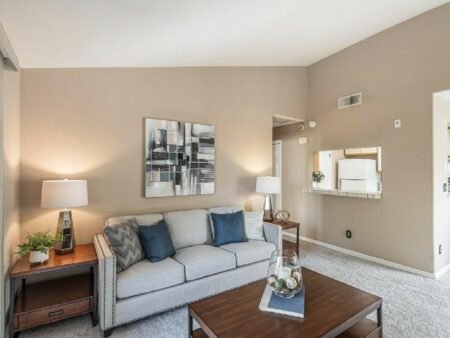 5928 Bridgeport Lake Way San Jose CA 95123 3