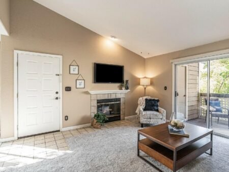 5928 Bridgeport Lake Way San Jose CA 95123 5