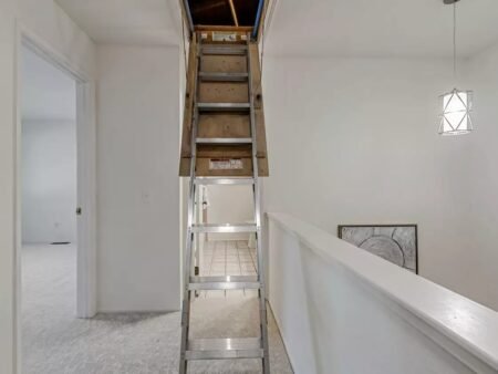 1138 CherryviewLn San Jose CA 95118 24