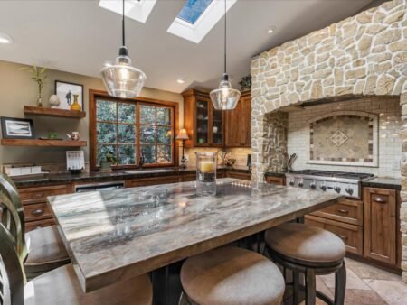 1070 Shelton Way San Jose CA 95125 2