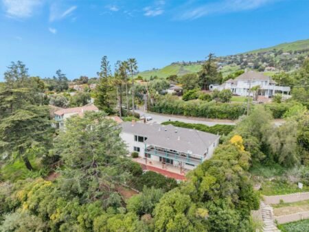 11020 Enchanto Vista Drive San Jose Ca 95127 63