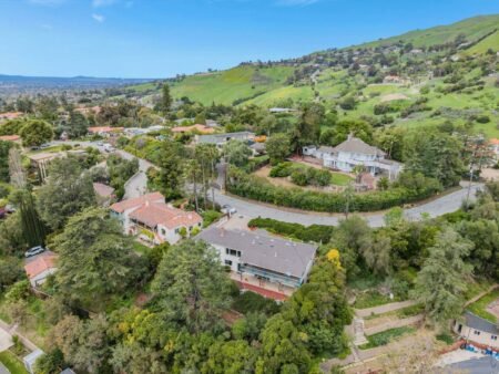 11020 Enchanto Vista Drive San Jose Ca 95127 65