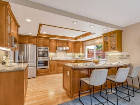 1810 McCluhan Way San Jose CA 95132 10