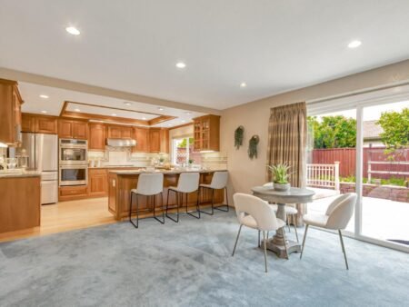 1810 McCluhan Way San Jose CA 95132 11