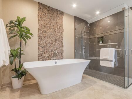 1810 McCluhan Way San Jose CA 95132 21