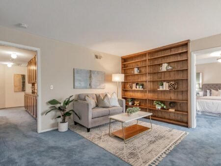 1810 McCluhan Way San Jose CA 95132 24