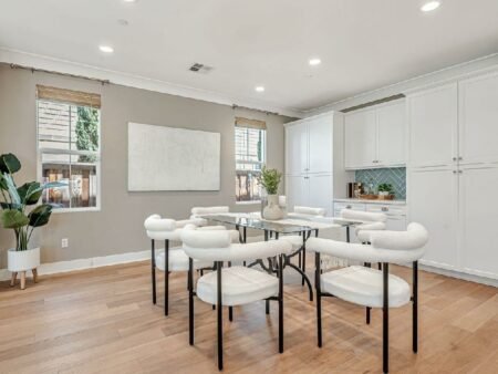 195 Peral Avenue Morgan Hill California 95037 11