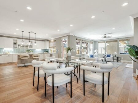 195 Peral Avenue Morgan Hill California 95037 12