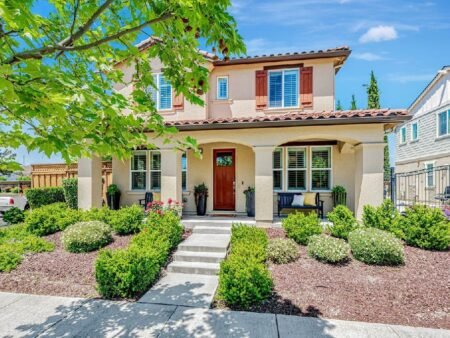 195 Peral Avenue Morgan Hill California 95037 2