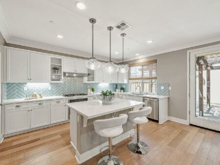 195 Peral Avenue Morgan Hill California 95037 3