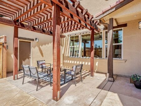 195 Peral Avenue Morgan Hill California 95037 58