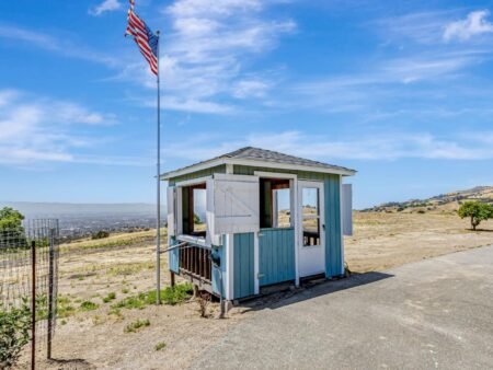 13590 Clayton Road San Jose CA 95127 159