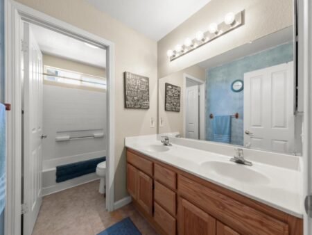 2090 Iroula Way Tracy CA 95377 108