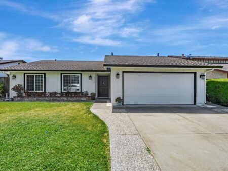 Single-family home Đẹp 3PN gần Downtown Union City, Gần BART & Tiện ích | San Marco Court, CA 94587