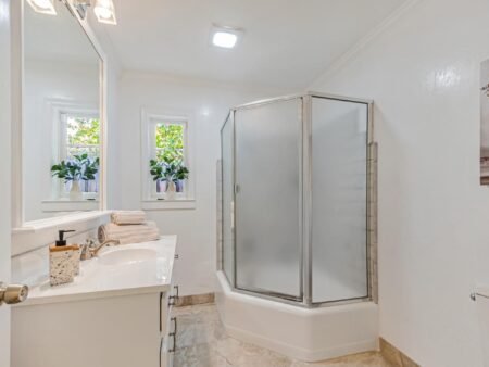 2447 Cottle Avenue San Jose CA 95125 200