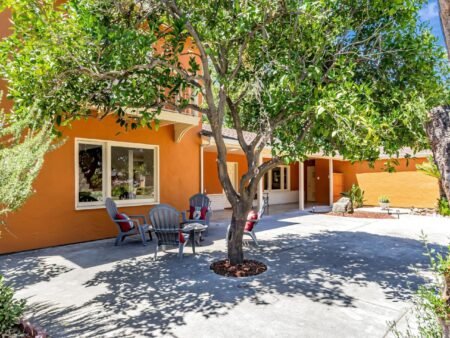 2447 Cottle Avenue San Jose CA 95125 208