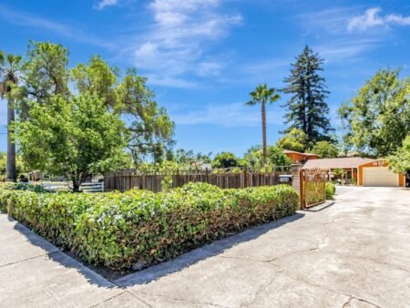 2447 Cottle Avenue San Jose CA 95125 225