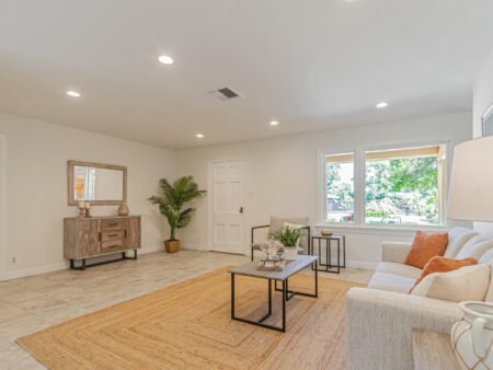 2447 Cottle Avenue San Jose CA 95125 261