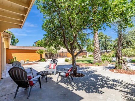 2447 Cottle Avenue San Jose CA 95125 289