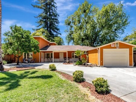 Single Family Home Xinh 3PN Willow Glen, Lô Lớn, Tiềm Năng ADU | 2447 Cottle Ave, CA 95125