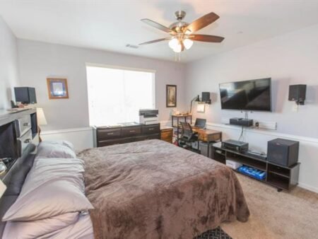 3776 Saginaw Ave Clovis CA 93619 20