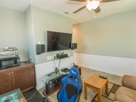 3776 Saginaw Ave Clovis CA 93619 30