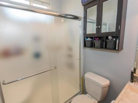 3776 Saginaw Ave Clovis CA 93619 37