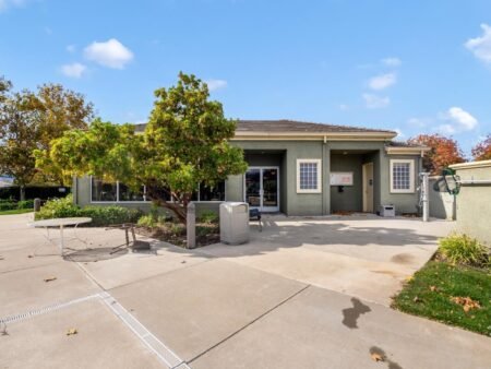 415 Ruby Terrace Brentwood CA 94513 142