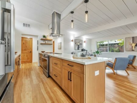 4225 Park Boulevard Palo Alto CA 94306 9