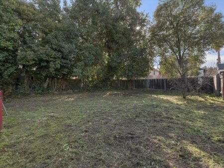 Nhà Vintage 3PN Đắc Địa Gần SJSU, Zoning RM, Lô Đất Rộng | 763 S 11th St, CA 95112 763 S 11Th Street San Jose California 95112 74