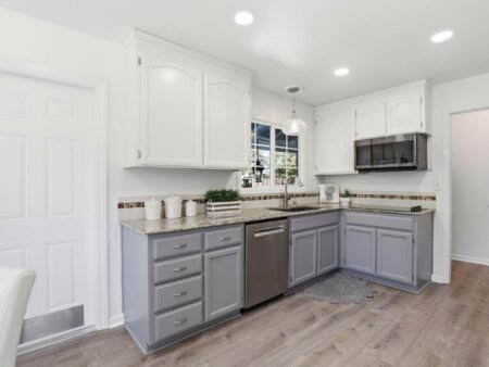 1392 Mantelli DriveGilroy CA 95020 5 1