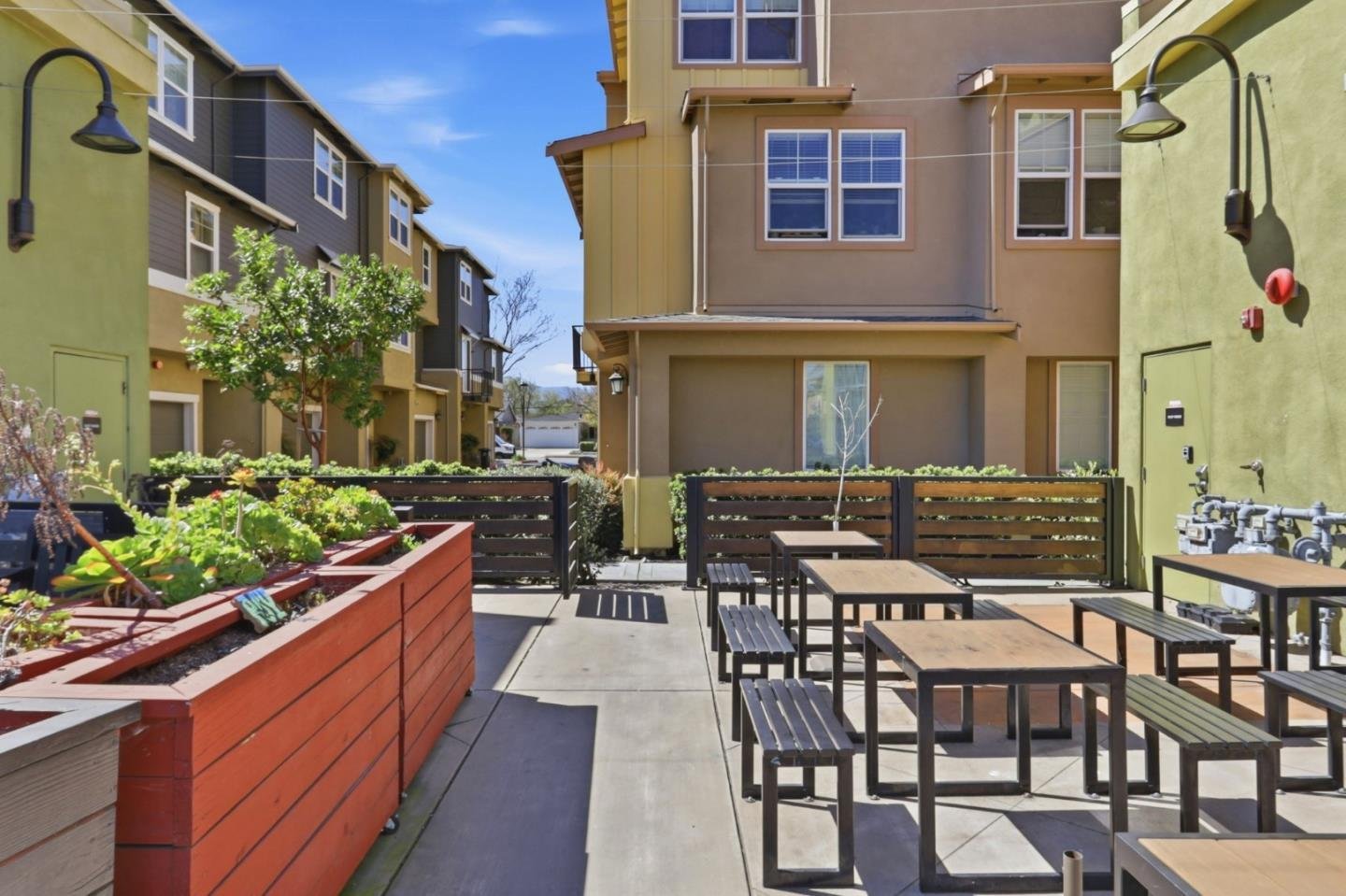 1658 North Pole Place 1 San Jose CA 95124 93