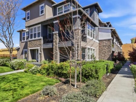 Townhouse 4PN Willow Glen Đắc Địa, Gần Trường Tốt | 1658 North Pole Pl, San Jose CA 95124