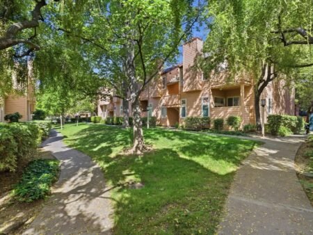 5264 Borneo Circle San Jose Ca 95123 136