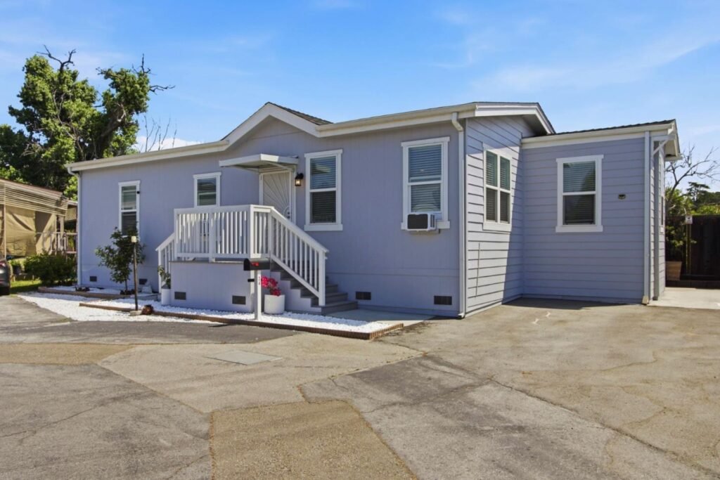 Mobile home San Jose đẹp 3PN, hồ bơi, đắc địa gần BART | 1350 Oakland Rd #34, CA 95112 Mobile home San Jose đẹp 3PN, hồ bơi, đắc địa gần BART | 1350 Oakland Rd #34, CA 95112