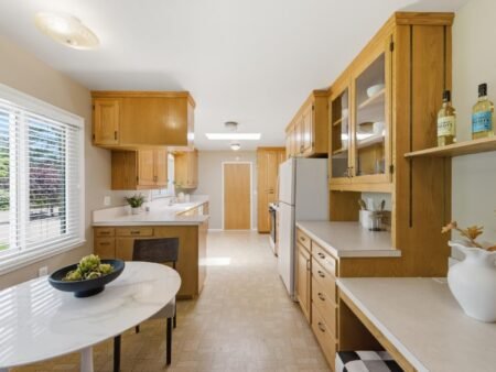 Nhà Ranch 3PN Ladera Cao Cấp, View đẹp, Trường Top | 221 W Floresta Way, CA 94028 221W Floresta WayPortola Valley CA9402 68