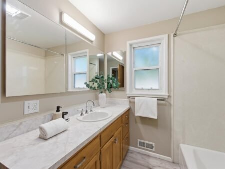 Nhà Ranch 3PN Ladera Cao Cấp, View đẹp, Trường Top | 221 W Floresta Way, CA 94028 221W Floresta WayPortola Valley CA9402 76