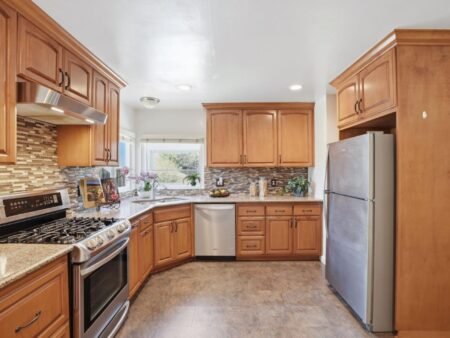 Nhà 3PN Gần Rose Garden Lot Lớn Tiềm Năng ADU | Walnut Grove, CA 95126 1895 Walnut Grove Avenue San Jose California 95126 14