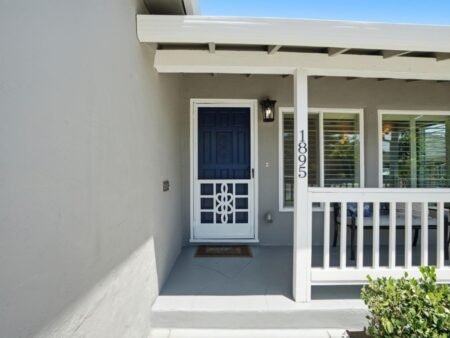 Nhà 3PN Gần Rose Garden Lot Lớn Tiềm Năng ADU | Walnut Grove, CA 95126 1895 Walnut Grove Avenue San Jose California 95126 3
