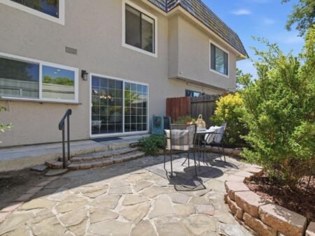 Nhà 3PN Blossom Valley Đắc Địa Gần Santa Teresa Foothills | 4740 Canyon River Ct, CA 95136 4740 Canyon River Court San Jose CA95136 83