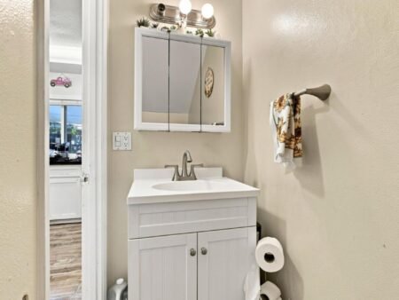 Townhouse 2PN Blossom Valley đắc địa, gần VTA, Oakridge | 5532 Don Octavio Ct, CA 95123 5532 Don Octavio Court San Jose Ca 95123 83