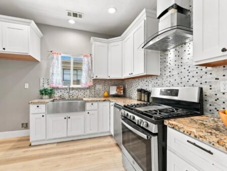 945 Cinnabar Street San Jose CA 95126 83