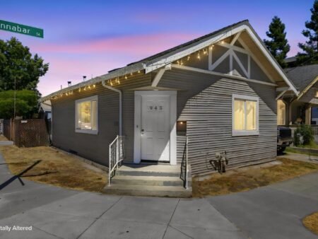 Nhà trệt 3PN Rose Garden đắc địa gần Google Campus | 945 Cinnabar, San Jose, CA 95126