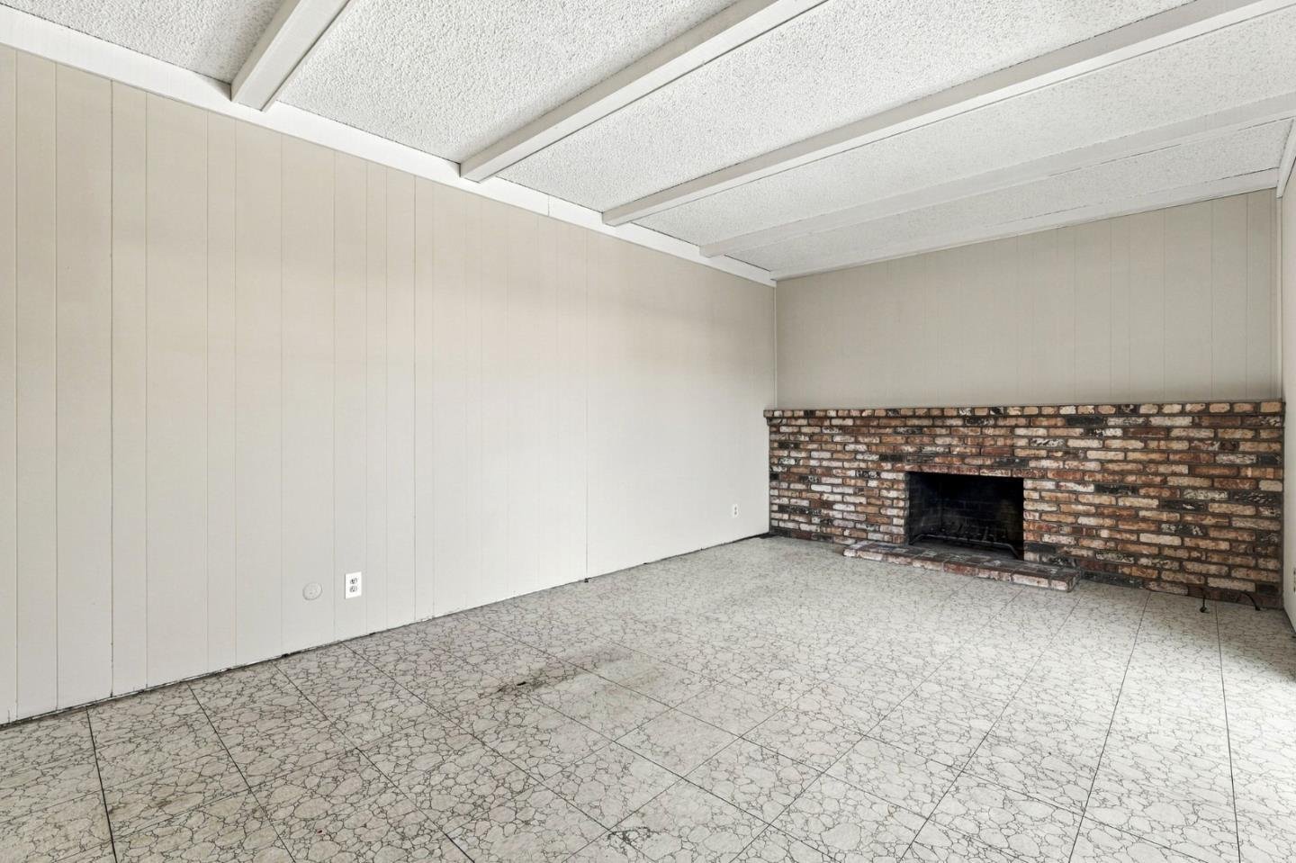 Nhà 4PN Berryessa đắc địa, hồ bơi, gần trường tốt | 1512 Queens Crossing Dr, CA 95132 1512 Queens Crossing Drive, San Jose, CA 95132 - ảnh số 9 trong album nguồn